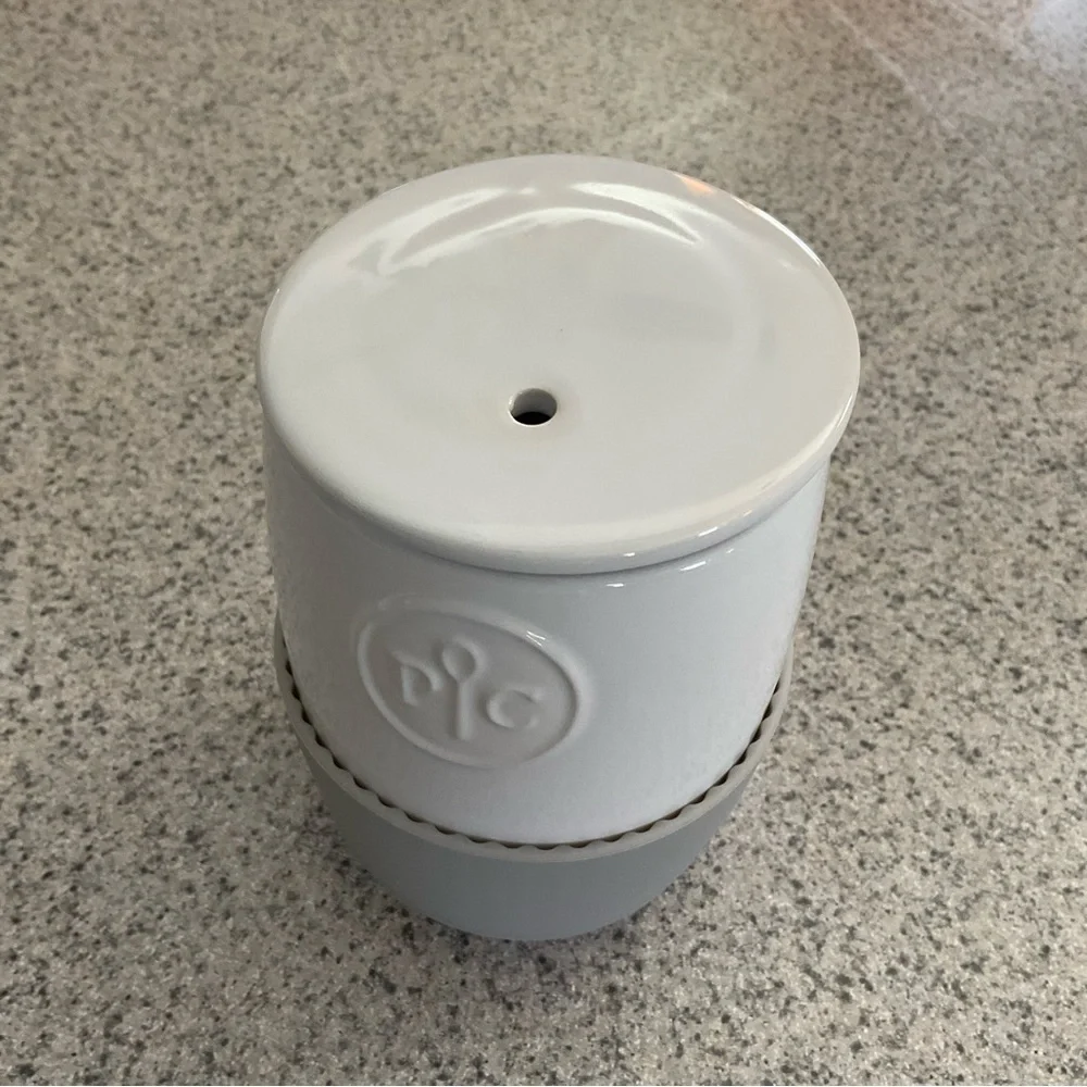 Pampered Chef Ceramic Egg Cooker